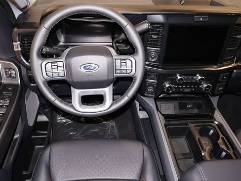 New 2026 Ford F250 Lariat AWD/4WD image 19