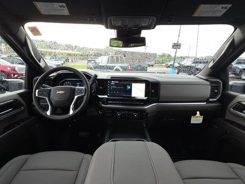 New 2026 Chevrolet Silverado 3500 LTZ w/ LTZ Convenience Package AWD/4WD image 30