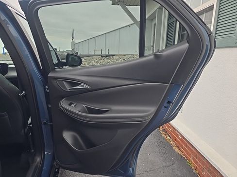 Used 2024 Buick Encore GX Sport Touring image 21