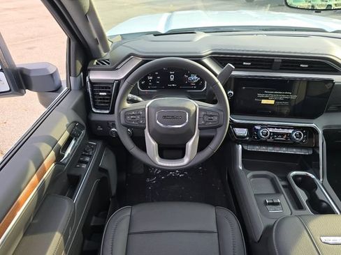 New 2026 GMC Sierra 2500 Denali w/ Denali Reserve Package AWD/4WD image 26