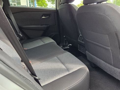 Used 2023 Nissan Rogue SV FWD image 14