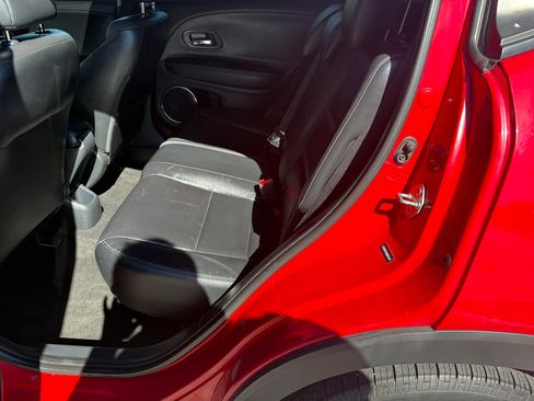 Used 2016 Honda HR-V EX-L image 10