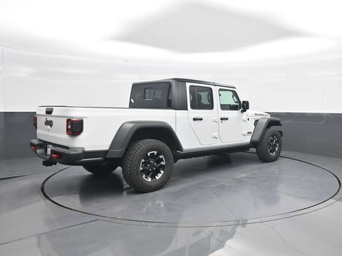 Used 2026 Jeep Gladiator Rubicon AWD/4WD image 8