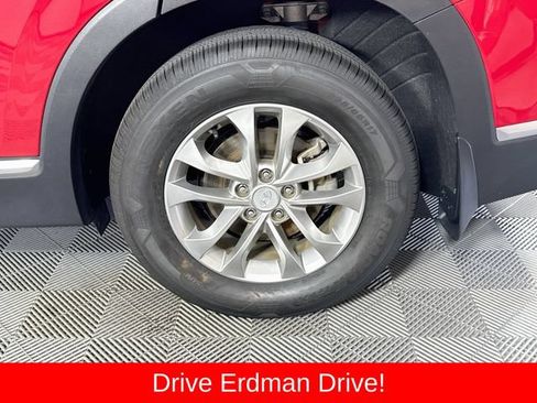 Used 2020 Hyundai Santa Fe SE FWD image 4
