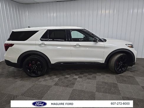 Used 2022 Ford Explorer ST w/ ST Street Pack image 2