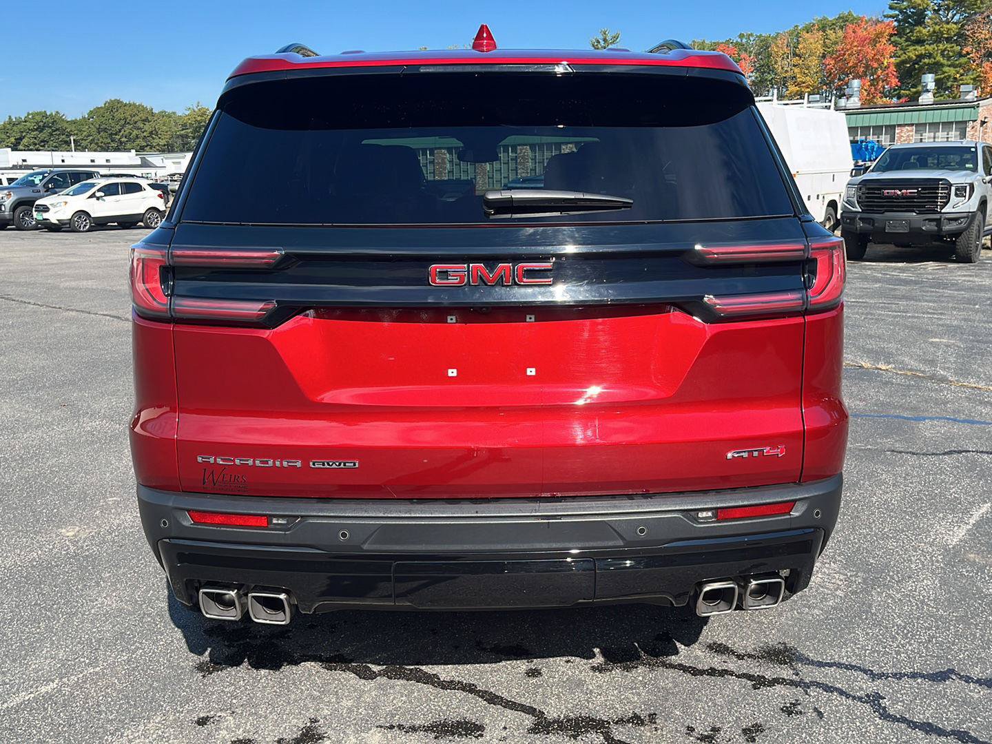 Used 2025 GMC Acadia AT4 AWD/4WD image 4