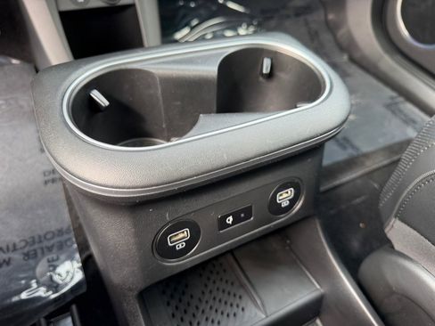 Used 2023 Hyundai Ioniq 5 Limited image 34