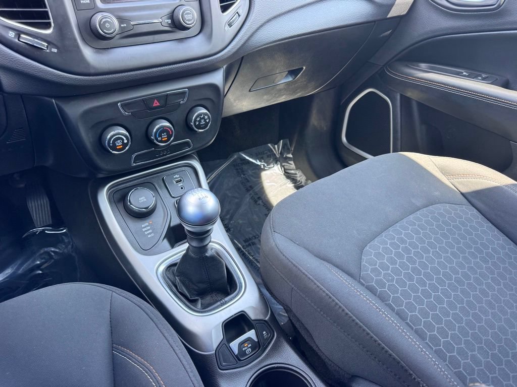Used 2018 Jeep Compass Sport AWD/4WD image 27