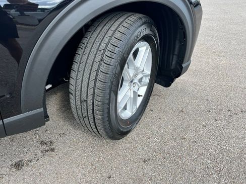 New 2026 Ford Explorer Active image 6