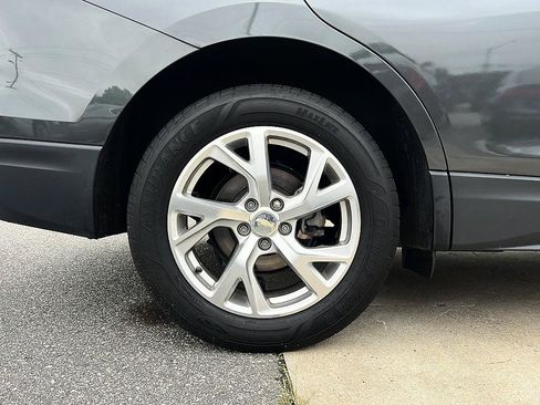 Used 2020 Chevrolet Equinox LT FWD image 23