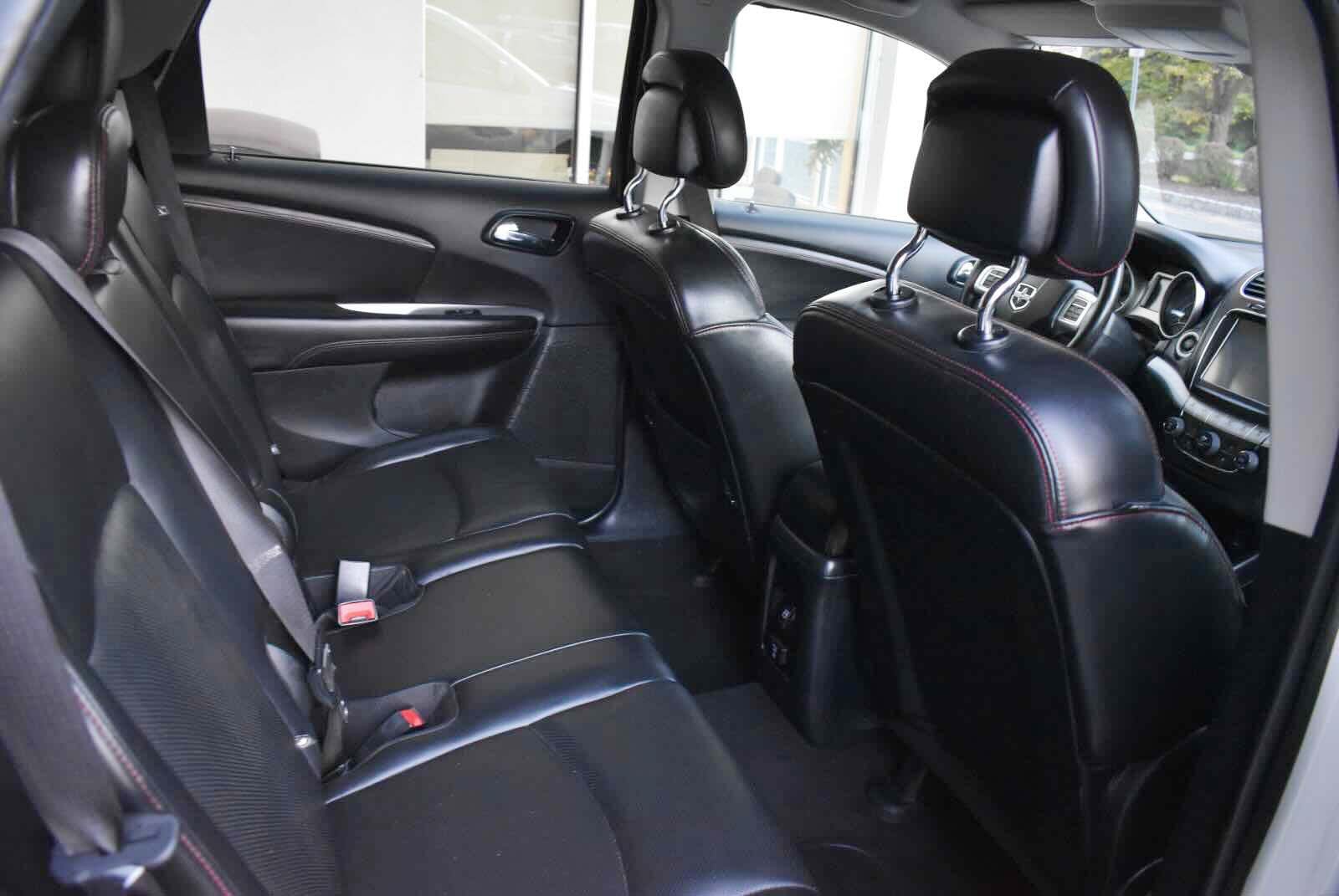 Used 2017 Dodge Journey GT FWD image 31