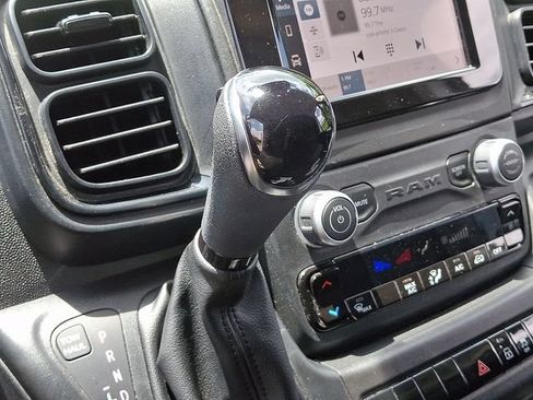 Used 2023 RAM ProMaster 2500 FWD image 14