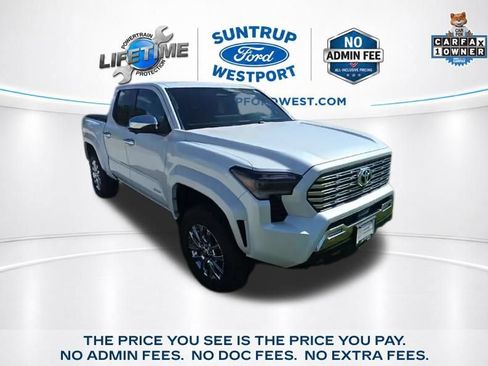 Used 2025 Toyota Tacoma Limited AWD/4WD image 1