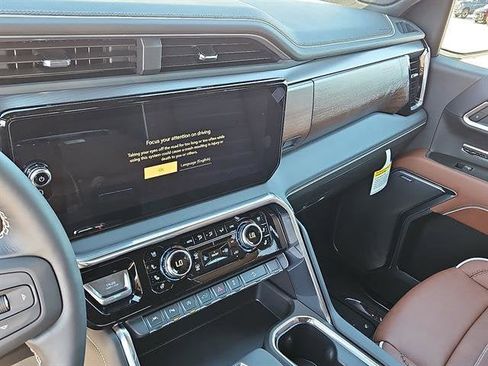 New 2026 GMC Sierra 1500 Denali Ultimate image 18