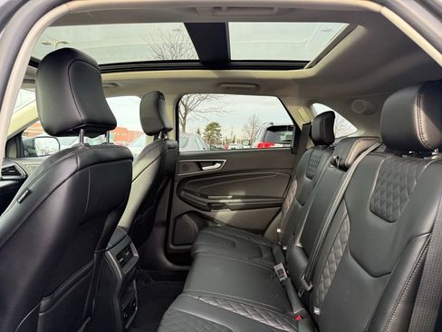 Used 2024 Ford Edge Titanium w/ Equipment Group 301A image 15