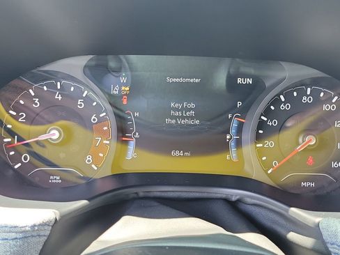 Used 2024 Jeep Compass Latitude AWD/4WD image 23