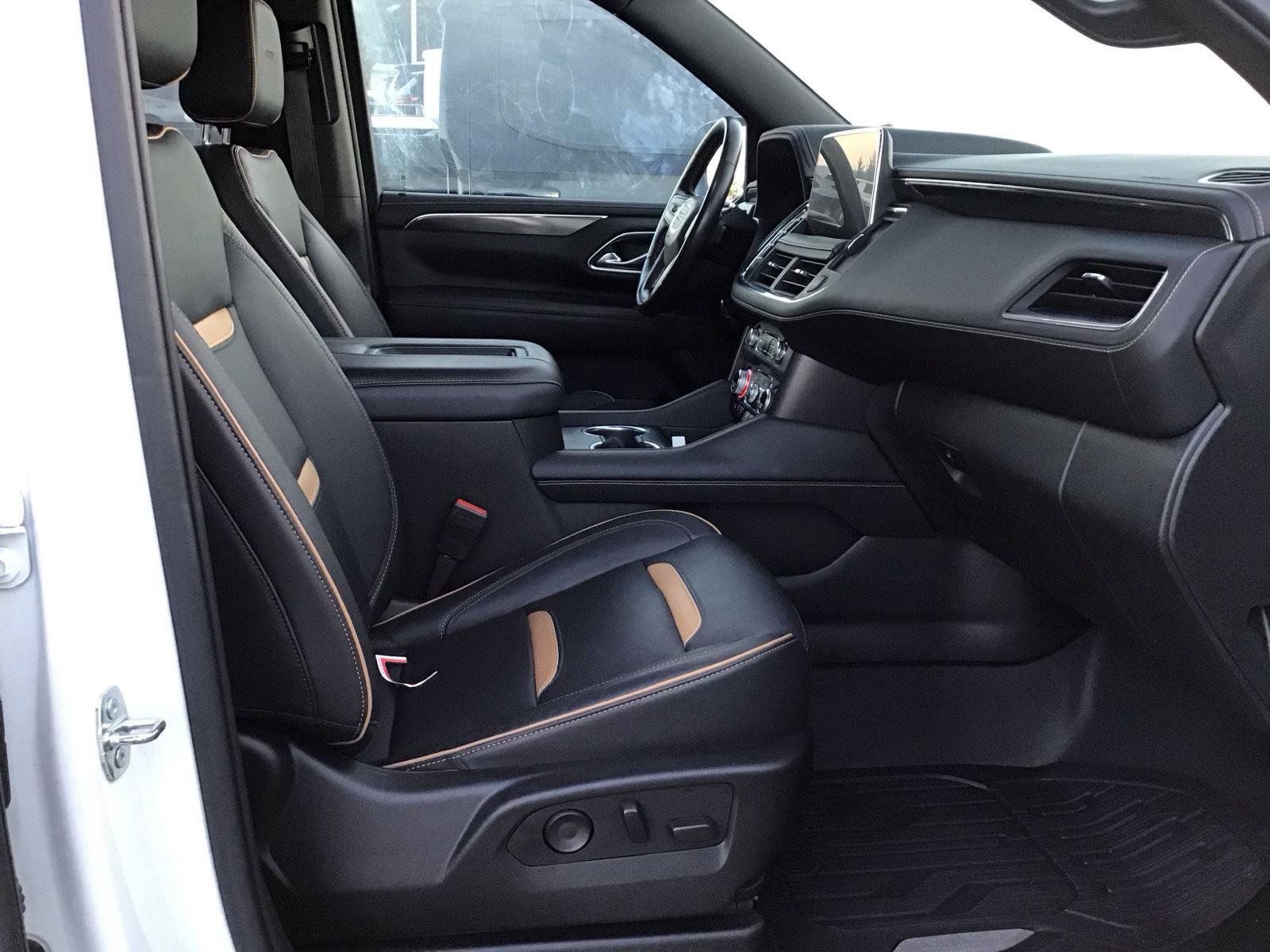 Used 2021 GMC Yukon AT4 w/ Technology Package AWD/4WD image 7