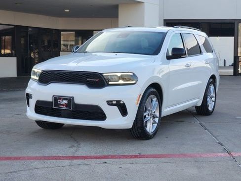 Used 2023 Dodge Durango GT image 11