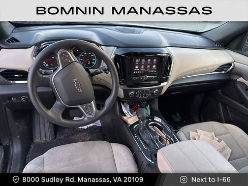 Used 2022 Chevrolet Traverse LS w/ Midnight/Sport Edition image 6