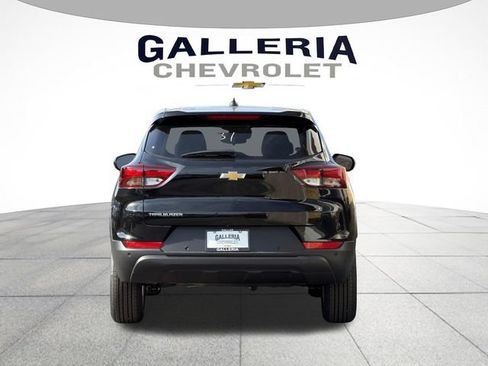 New 2026 Chevrolet TrailBlazer LS w/ LS Convenience Package FWD image 6