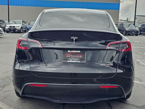 Used 2023 Tesla Model Y Performance AWD/4WD image 4