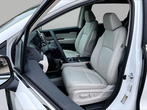New 2026 Honda Odyssey EX-L image 9