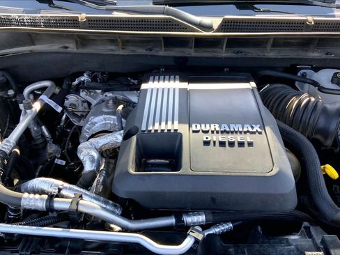 Used 2024 GMC Yukon XL Denali Ultimate AWD/4WD image 32