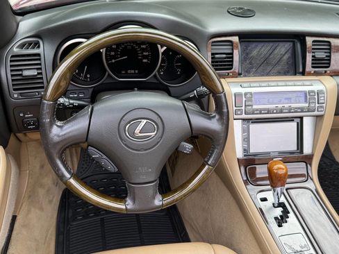 Used 2008 Lexus SC 430 Convertible image 24