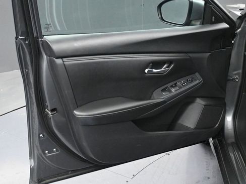 Used 2024 Nissan Sentra SV image 24