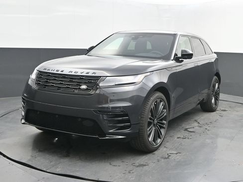 New 2026 Land Rover Range Rover Velar Dynamic SE AWD/4WD image 3