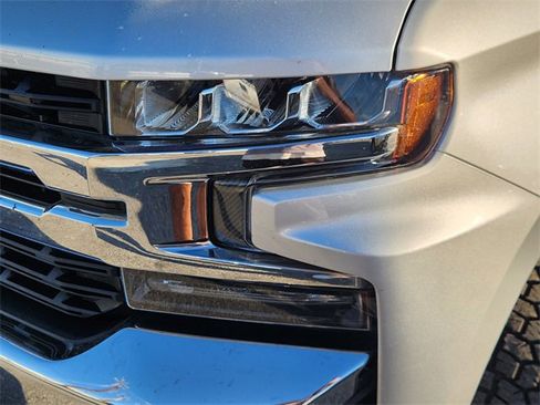 Used 2020 Chevrolet Silverado 1500 LT w/ Texas Edition image 7