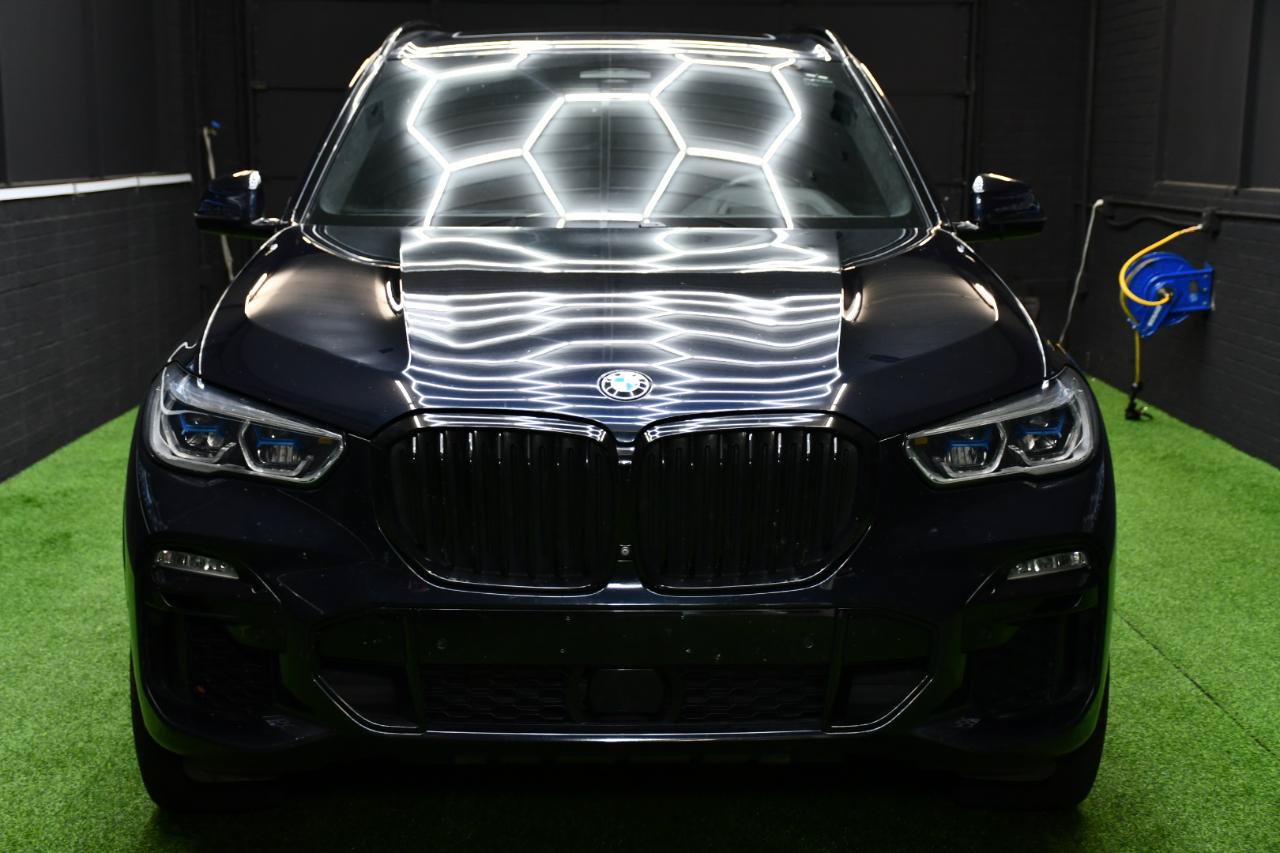 Used 2021 BMW X5 M50i w/ Executive Package AWD/4WD image 9