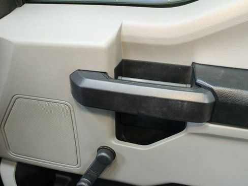 Used 2015 Ford F150 XL image 9