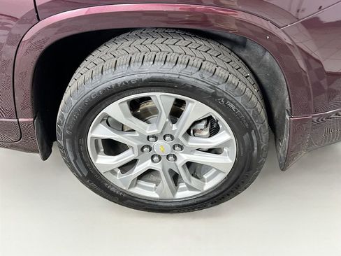 Used 2019 Chevrolet Traverse Premier AWD/4WD image 28