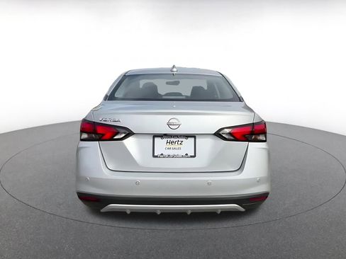 Used 2025 Nissan Versa SV image 12