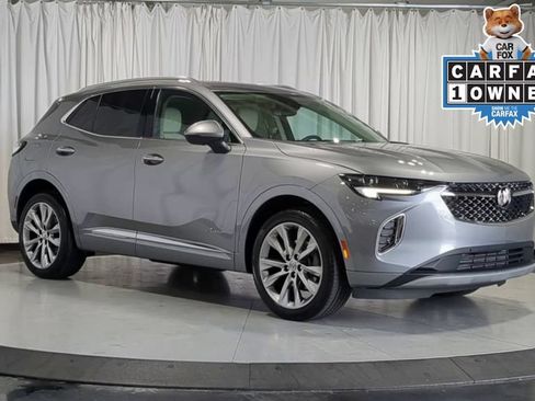 Used 2023 Buick Envision Avenir FWD image 2