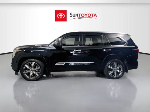 Used 2023 Toyota Sequoia Capstone RWD image 7