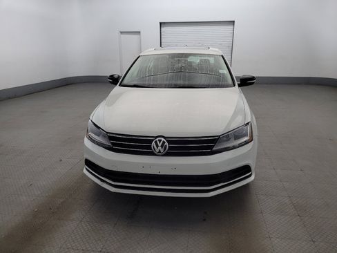Used 2017 Volkswagen Jetta SE FWD image 15