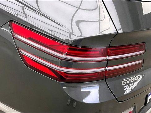 Used 2025 Genesis GV80 3.5T Prestige image 27