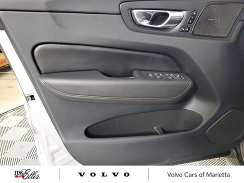 Used 2023 Volvo XC60 B5 Plus w/ Climate Package image 20