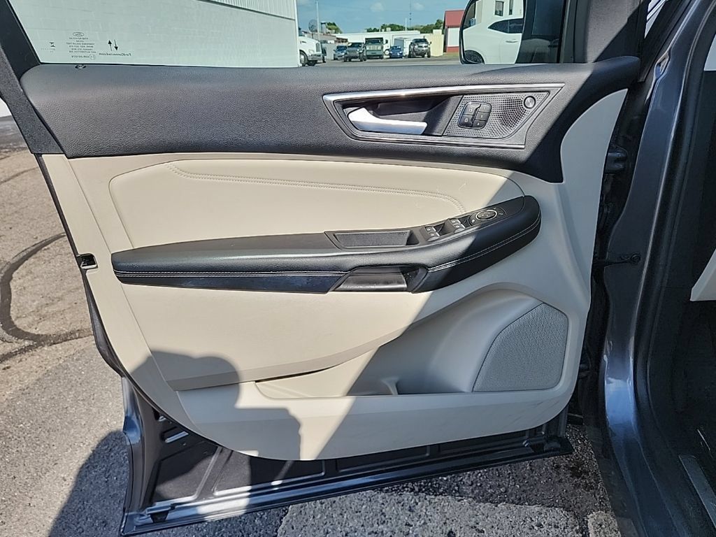 Used 2024 Ford Edge SEL w/ Convenience Package AWD/4WD image 28