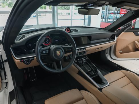 Used 2025 Porsche 911 Turbo AWD/4WD image 9