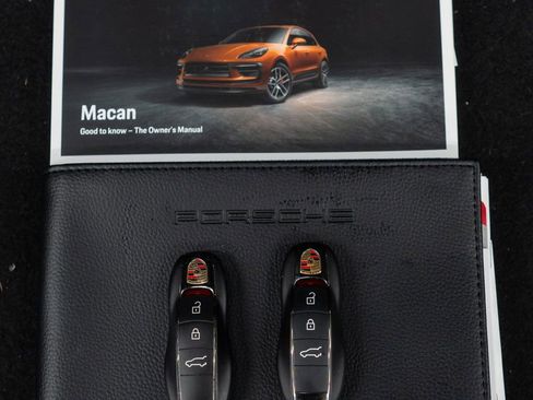 Used 2023 Porsche Macan Turbo image 52