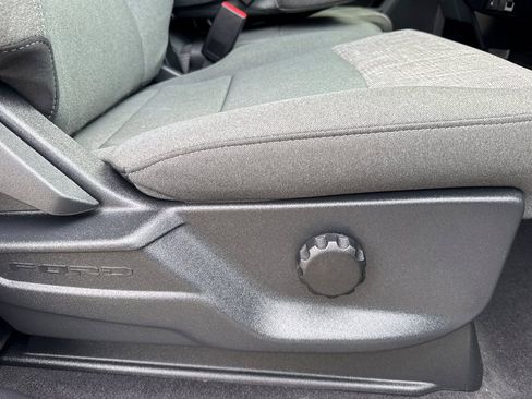 Used 2023 Ford F150 XLT AWD/4WD image 22