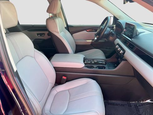 Used 2025 Honda Pilot EX-L image 29