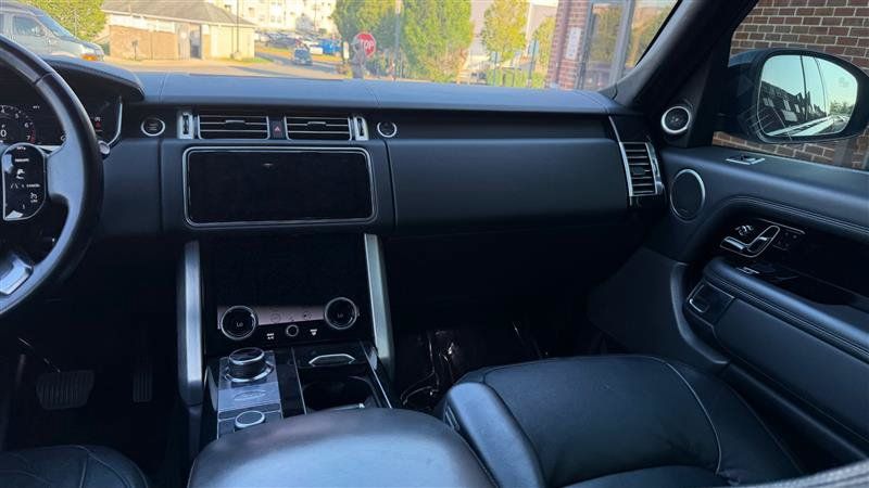 Used 2018 Land Rover Range Rover AWD/4WD image 27