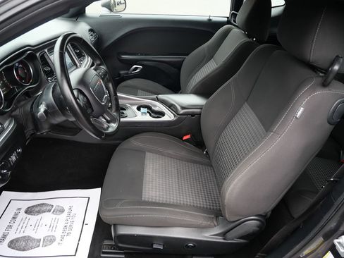 Used 2020 Dodge Challenger SXT AWD/4WD image 14