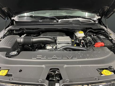 New 2026 RAM 1500 4x4 Crew Cab image 44