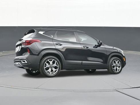 Used 2023 Kia Seltos EX image 48