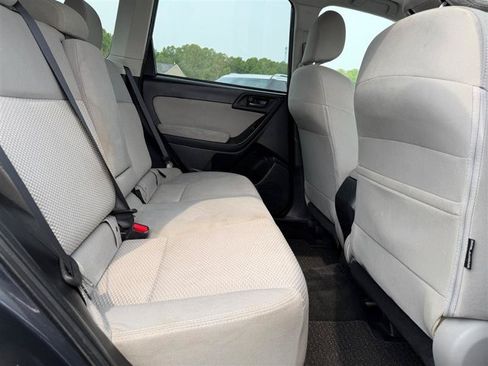 Used 2015 Subaru Forester 2.5i Premium w/ All-Weather Package AWD/4WD image 16